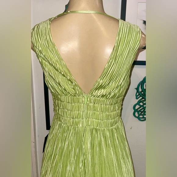 Lulus Melitta Lime Green Plisse Sash Maxi Dress NWT Medium - Picture 6 of 11